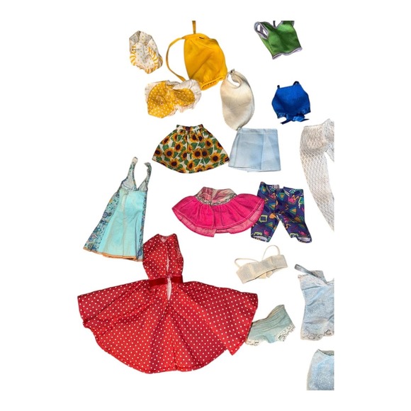 1970s/80s Vintage Barbie Clothing Lot Dresses Lingerie Skirt Tops Bundle - Picture 5 of 7
